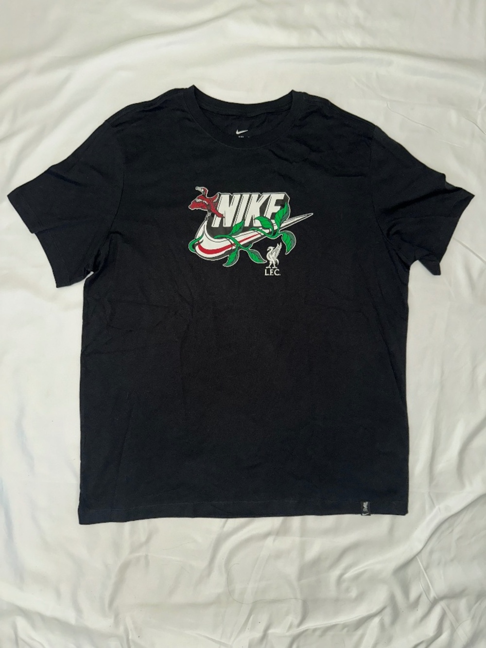 NWT | Nike x Liverpool FC Graphic Tee Black | XL - Picture 4 of 6